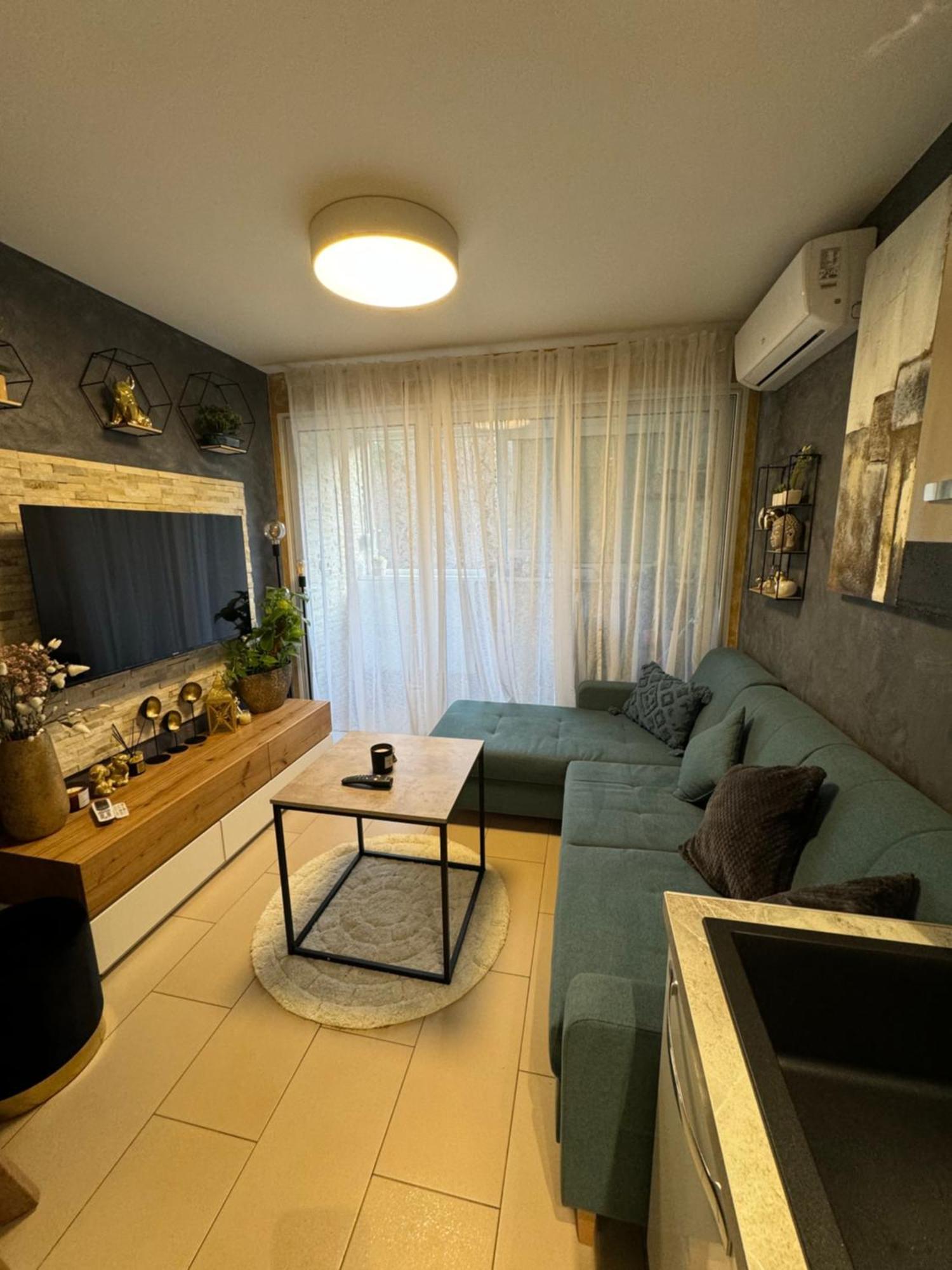 Apartment Astra With Private Parking Split Exterior photo
